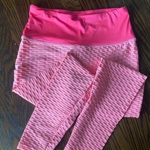 Hot pink scrunch textured leggings